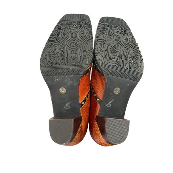 SOFFIA | ZOIE MAZE EMBOSSED STUDDED LEATHER OXFORD - Picture 8 of 8